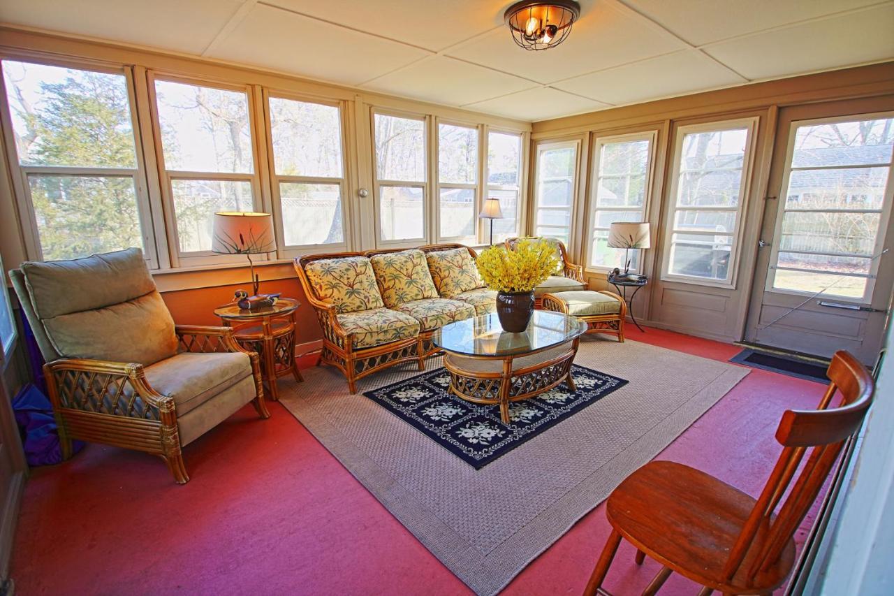 Lofted Cape Cottage By Leavetown Vacations South Yarmouth Esterno foto