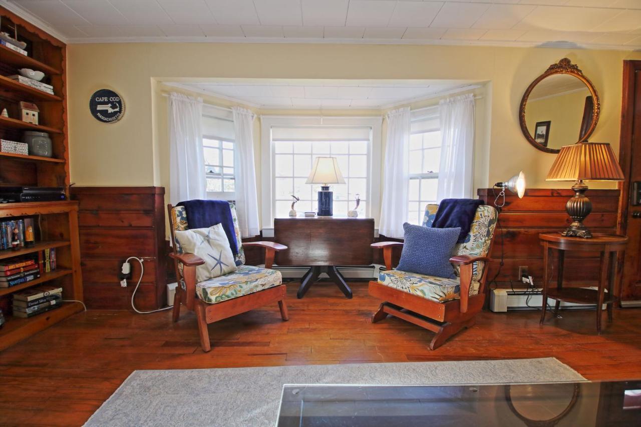 Lofted Cape Cottage By Leavetown Vacations South Yarmouth Esterno foto