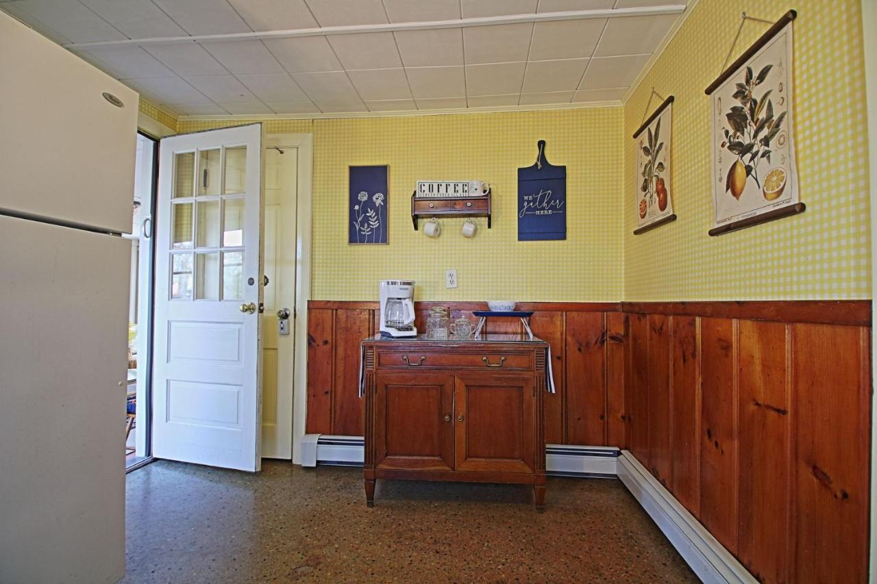 Lofted Cape Cottage By Leavetown Vacations South Yarmouth Esterno foto